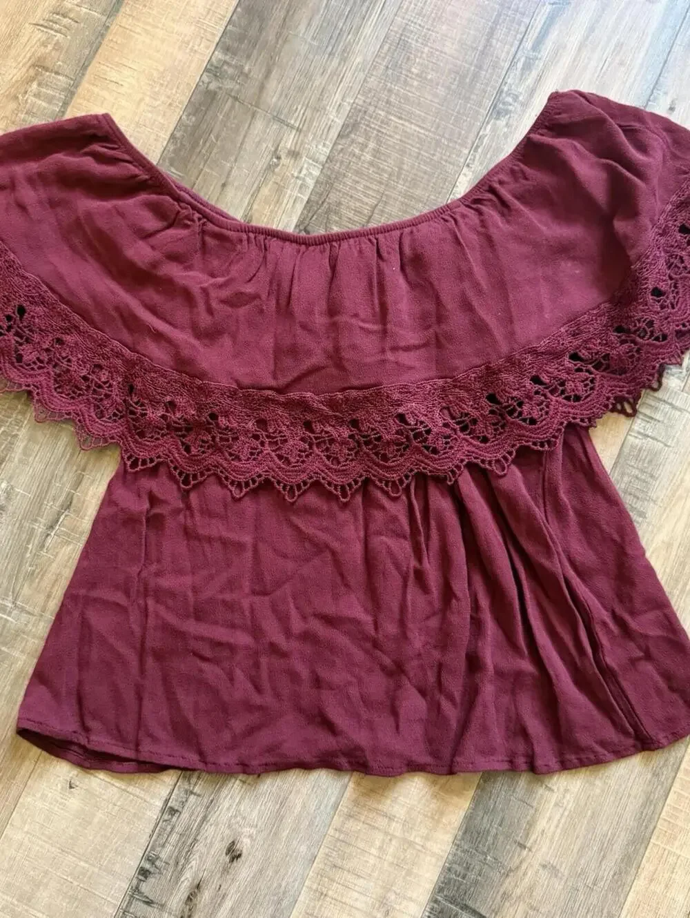 Wet Seal Off The Shoulder Crochet Top Burgundy Vintage Sz M